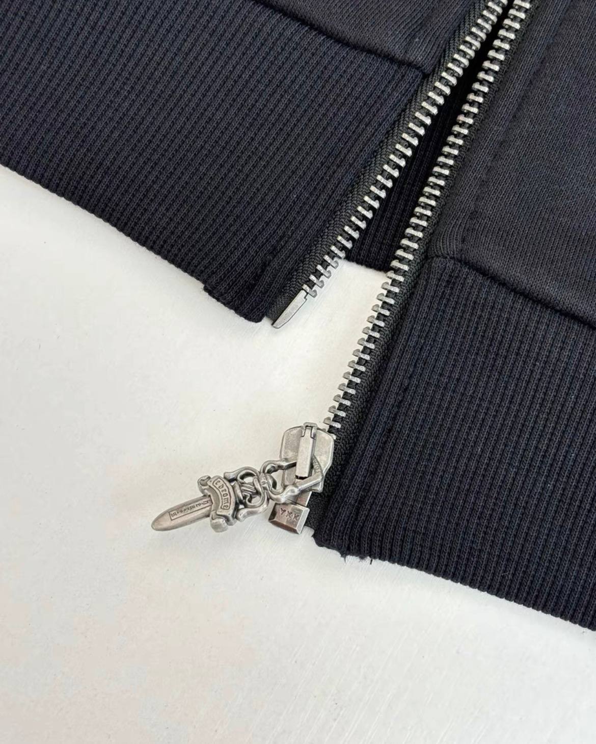 CHROME HEARTS ZIP-HOODIE