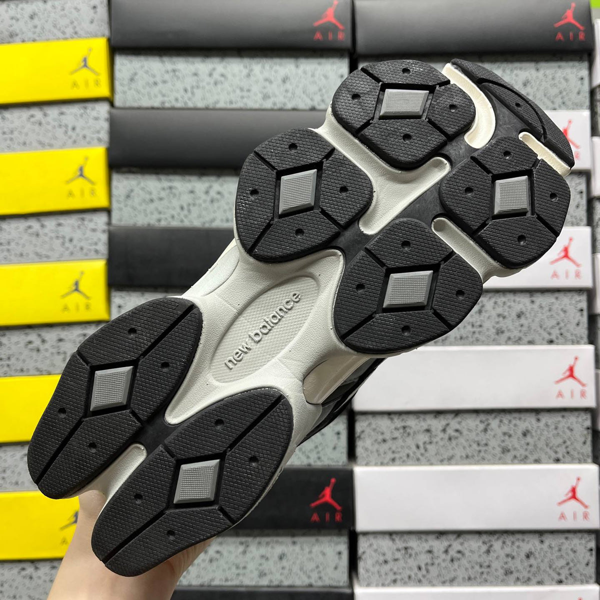 NEW BALANCE 9060 BLACK GREY SNEAKERS