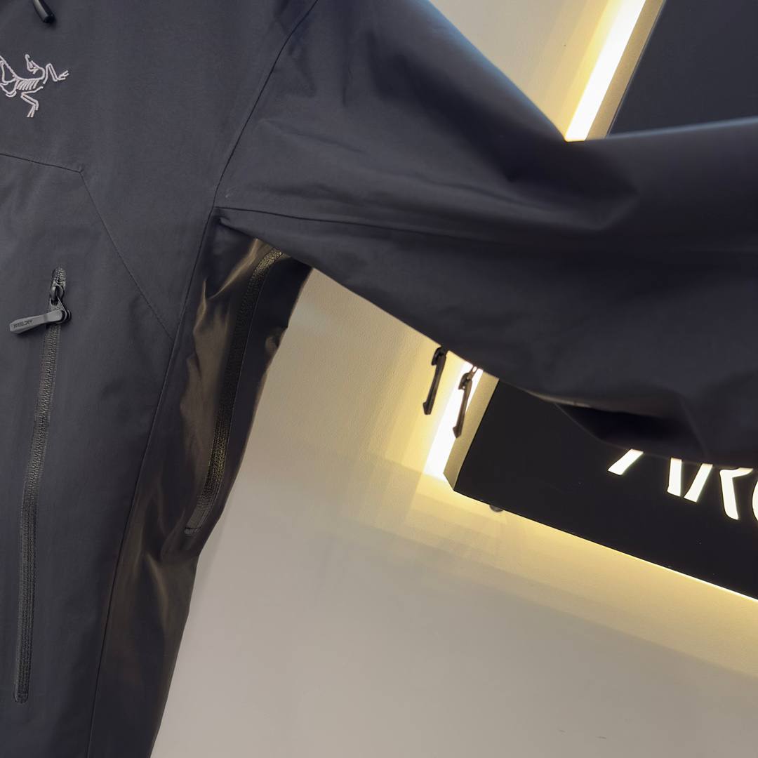 ARCTERYX BETA SL BLACK JACKET