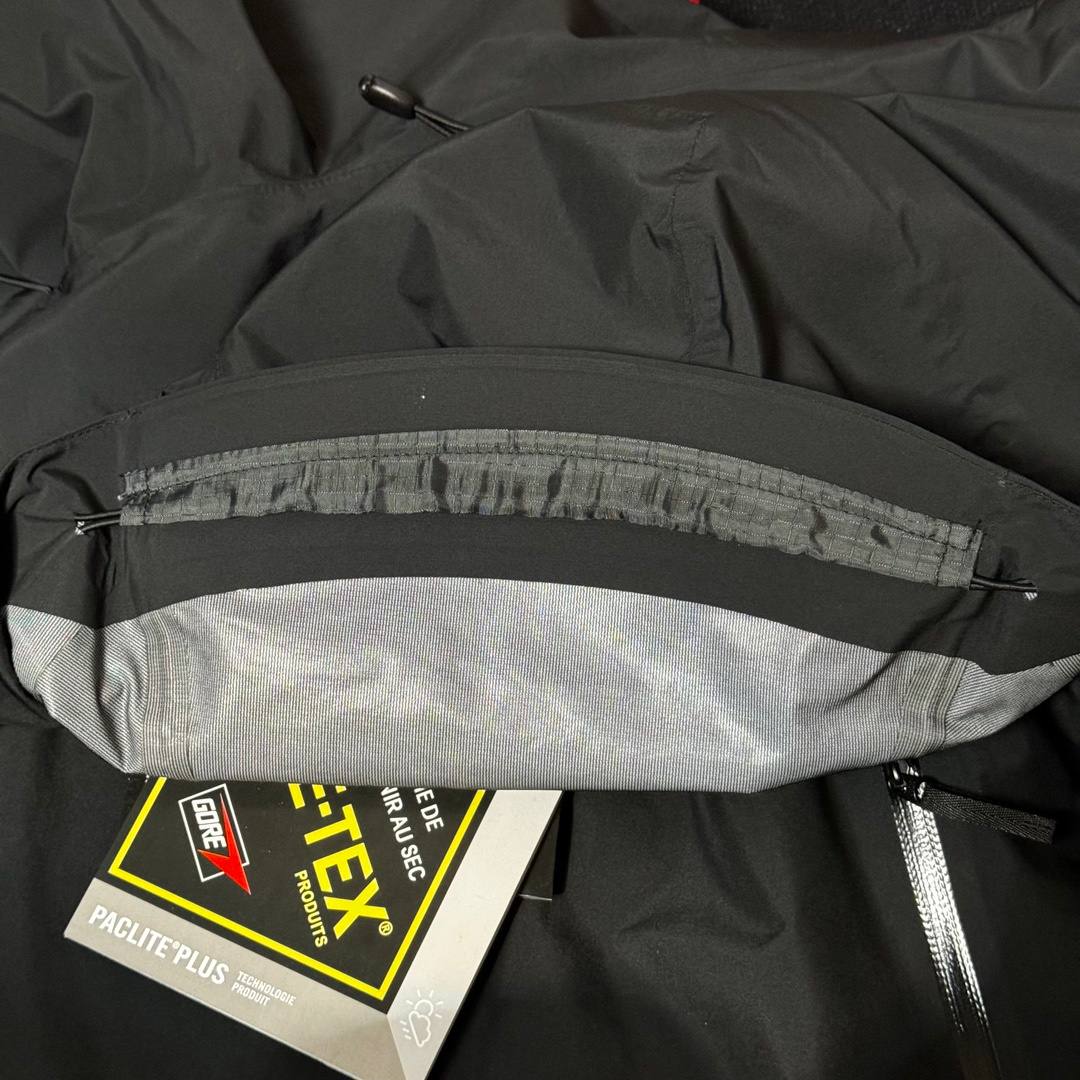 ARCTERYX ALPHA LT BLACK JACKET