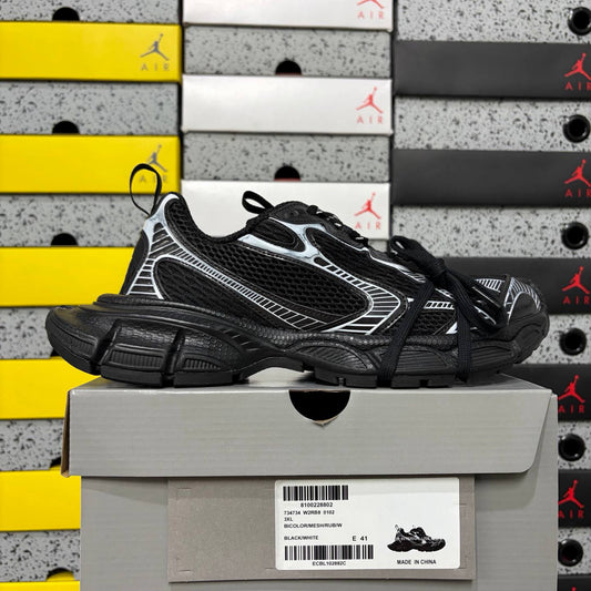 BALENCIAGA 3XL BLACK SNEAKERS