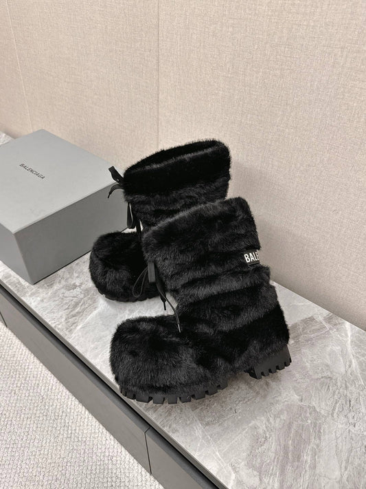 BALENCIAGA ALASKA FUR BOOTS