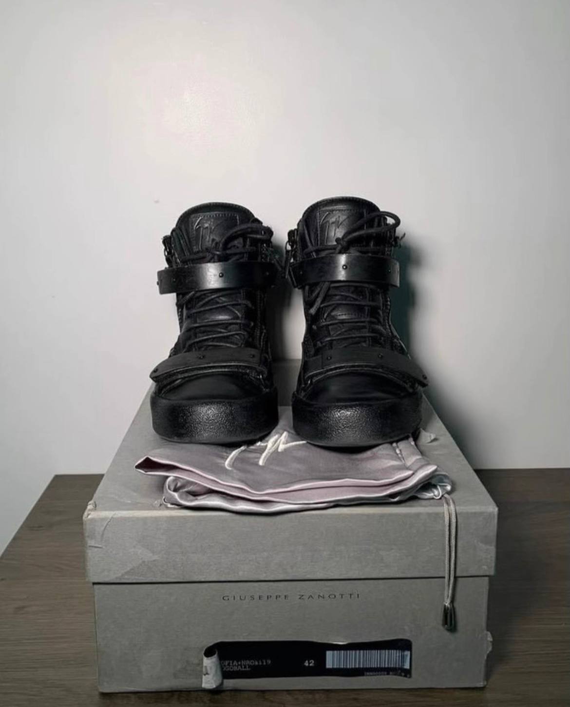 GIUSEPPE ZANOTTI SNEAKERS