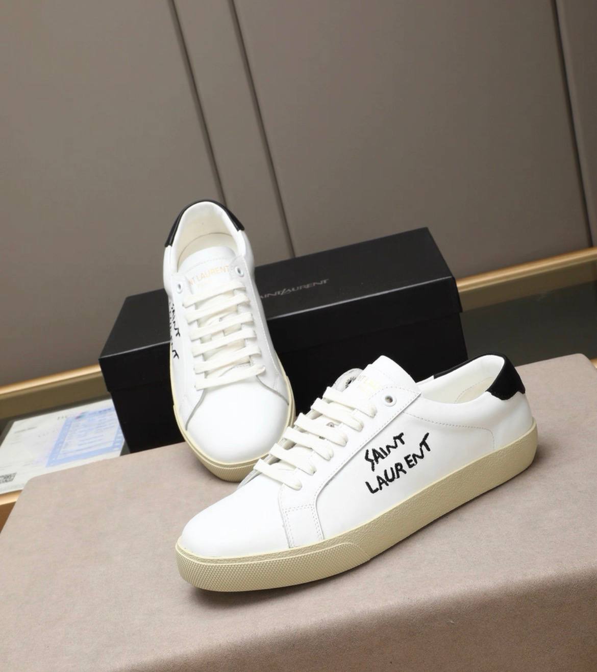 SAINT LAURENT COURT CLASSIC WHITE BLACK SHOES