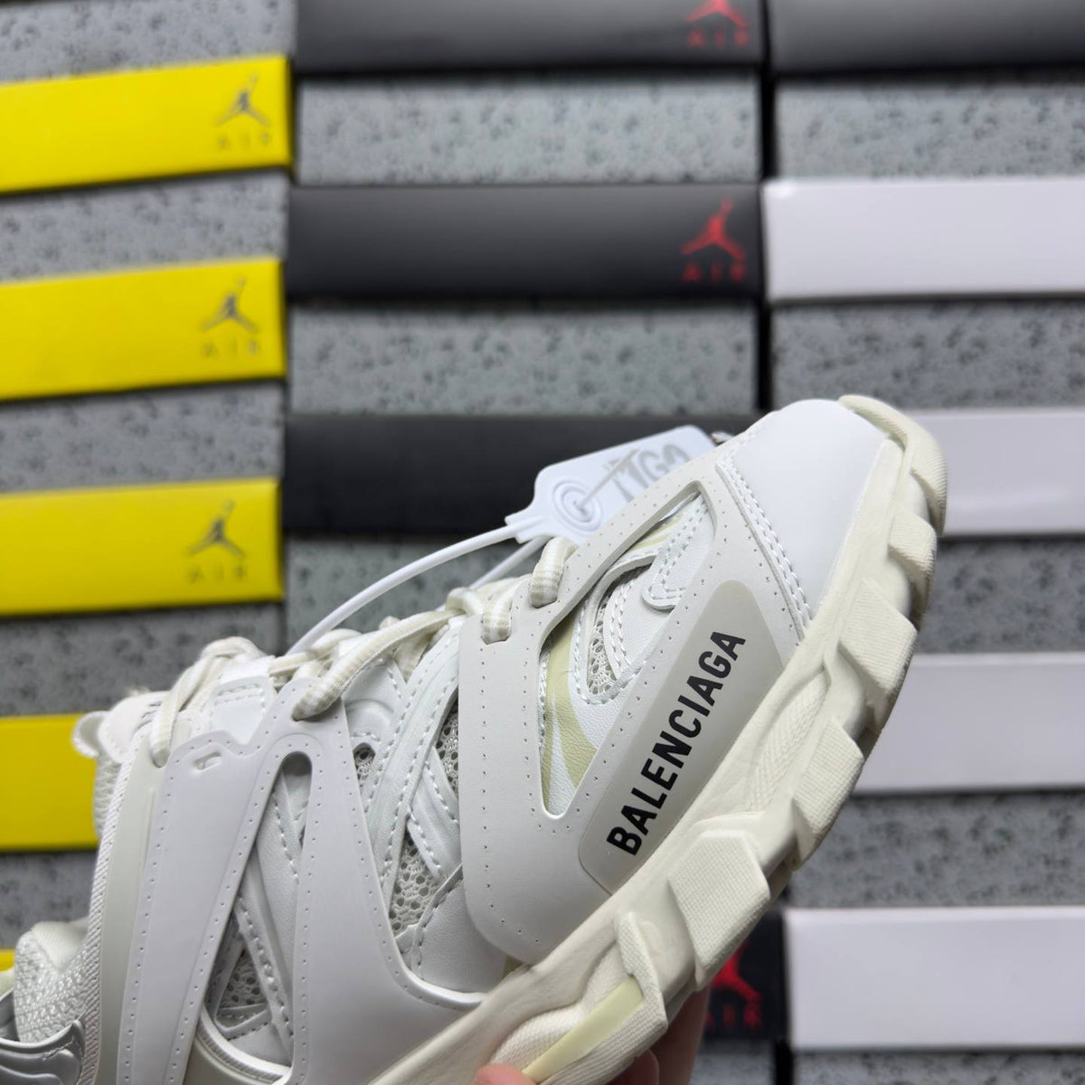 BALENCIAGA TRACK 1.0 WHITE SNEAKERS