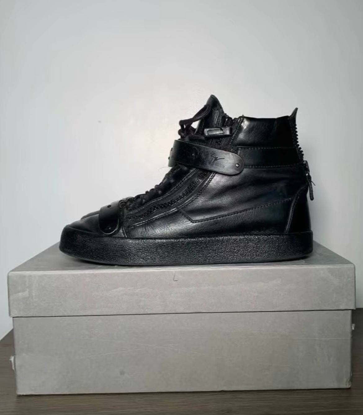 GIUSEPPE ZANOTTI SNEAKERS