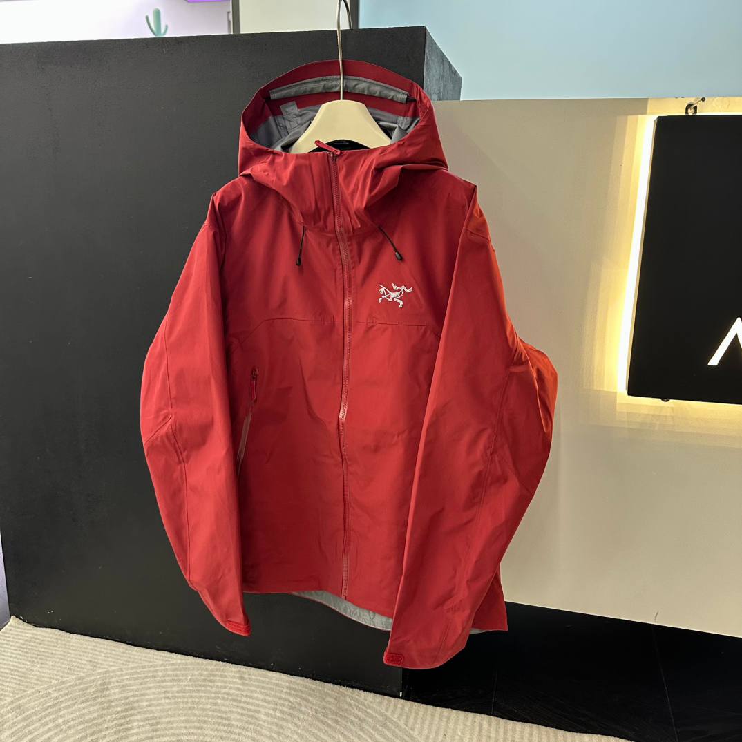 ARCTERYX BETA SL RED JACKET