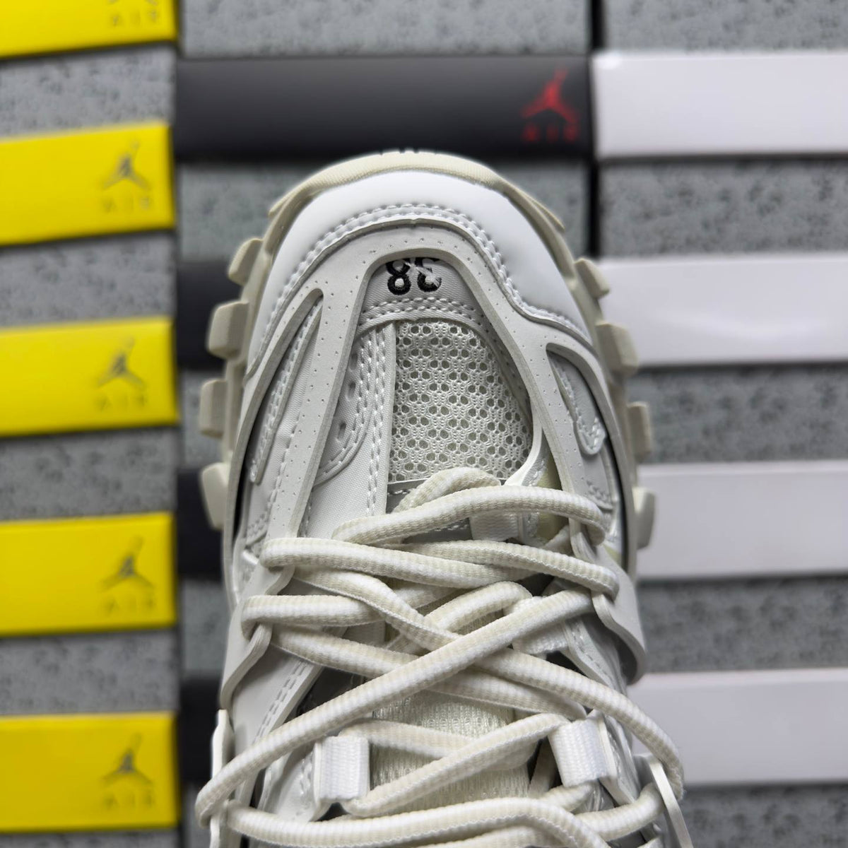 BALENCIAGA TRACK 1.0 WHITE SNEAKERS