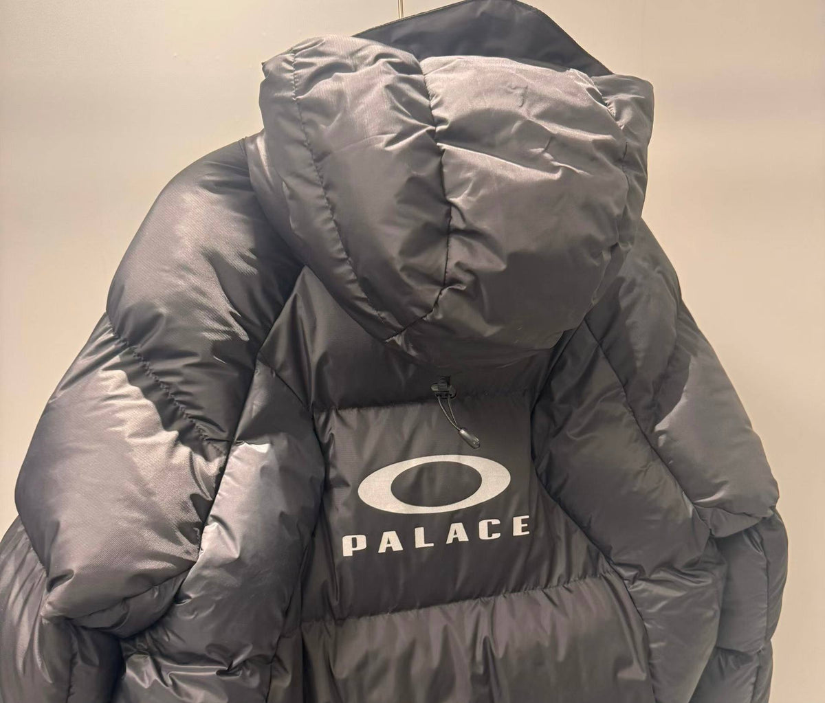 PALACA X OAKLEY PUFFA BLACK JACKET