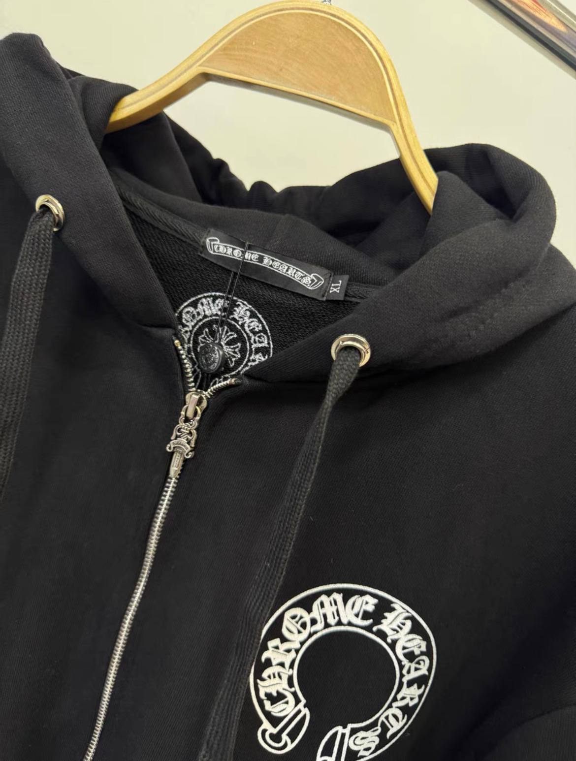 CHROME HEARTS FLORAL HORSESHOE ZIP UP HOODIE