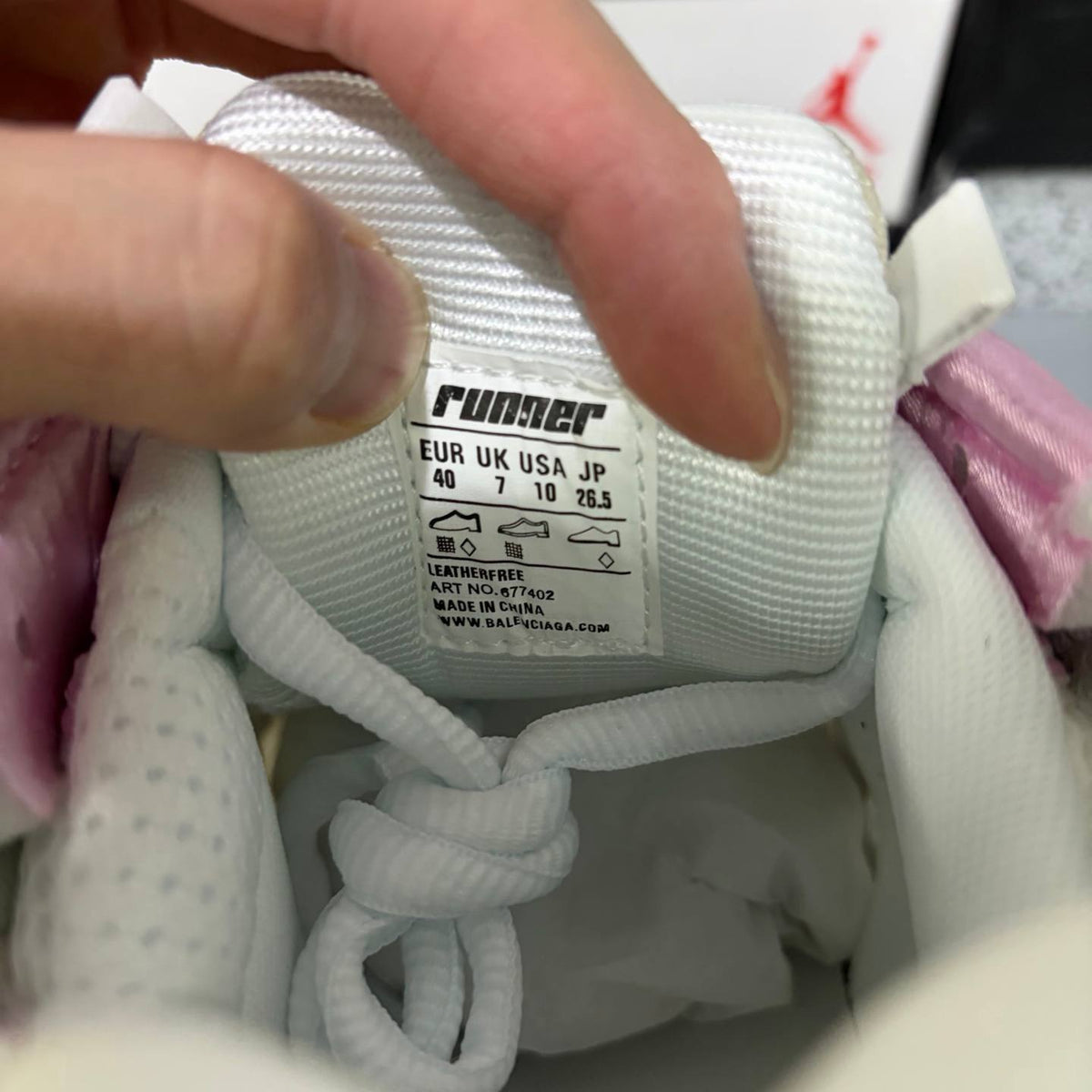 BALENCIGA RUNNER PINK SNEAKERS