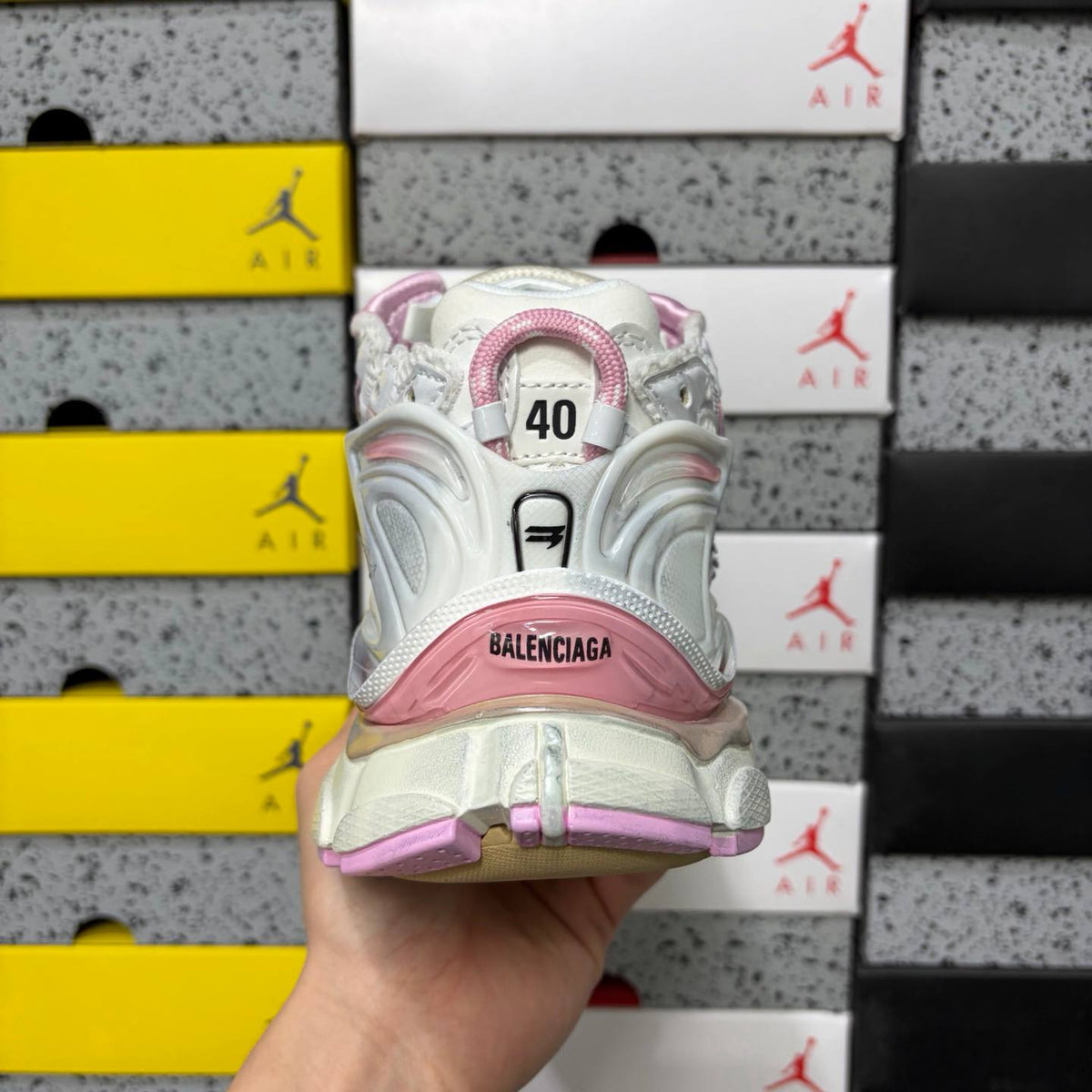 BALENCIGA RUNNER PINK SNEAKERS