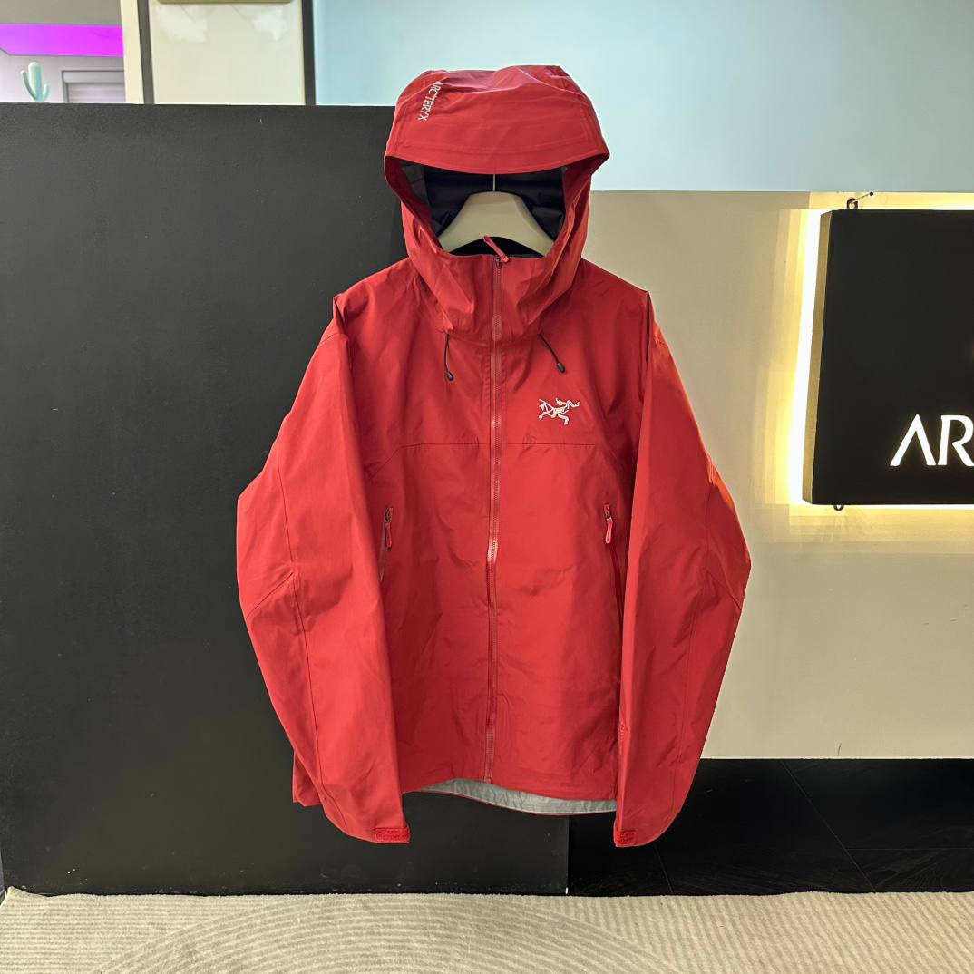 ARCTERYX BETA SL RED JACKET
