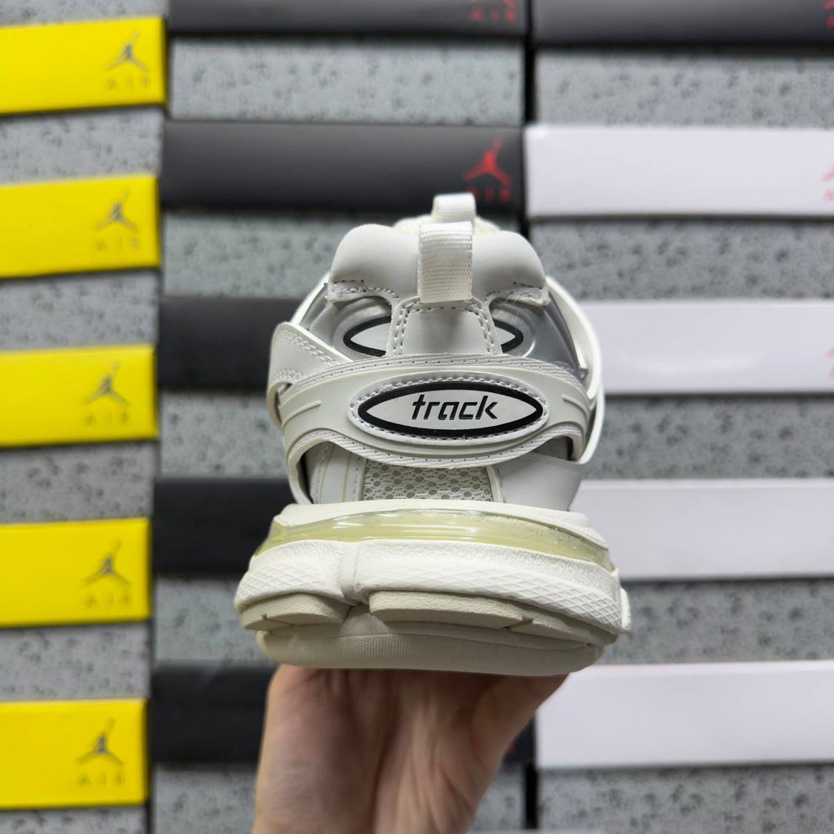 BALENCIAGA TRACK 1.0 WHITE SNEAKERS