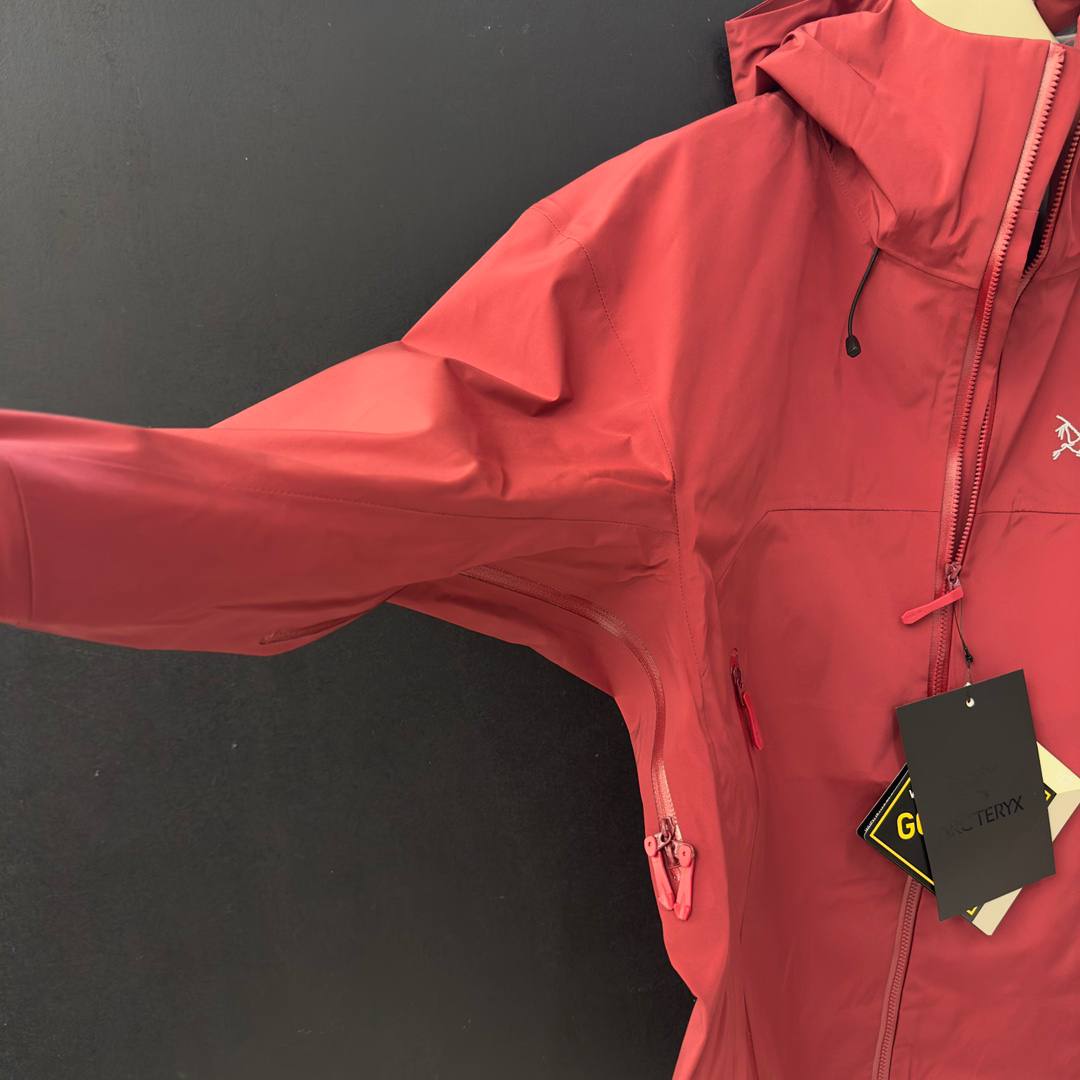 ARCTERYX BETA SL RED JACKET