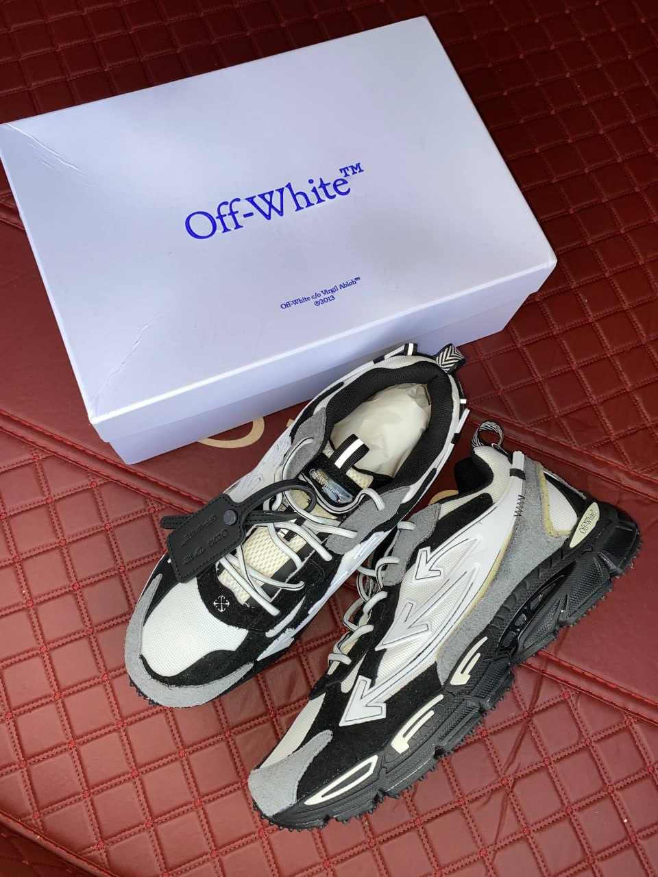 OFF WHITE BE RIGHT BACK LIGHT GREY SNEAKERS