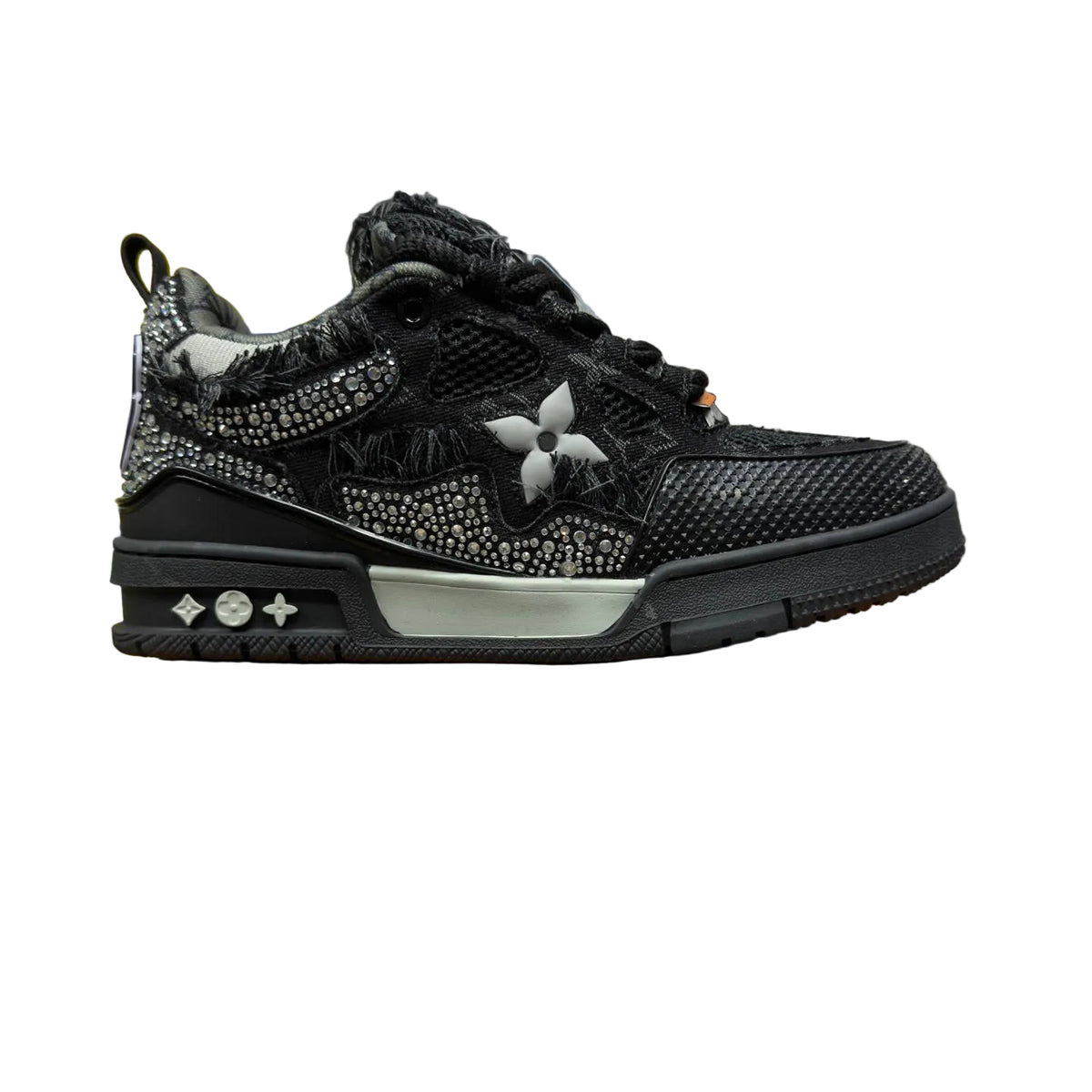 LOUIS VUITTON SKATE BLACK SNEAKERS
