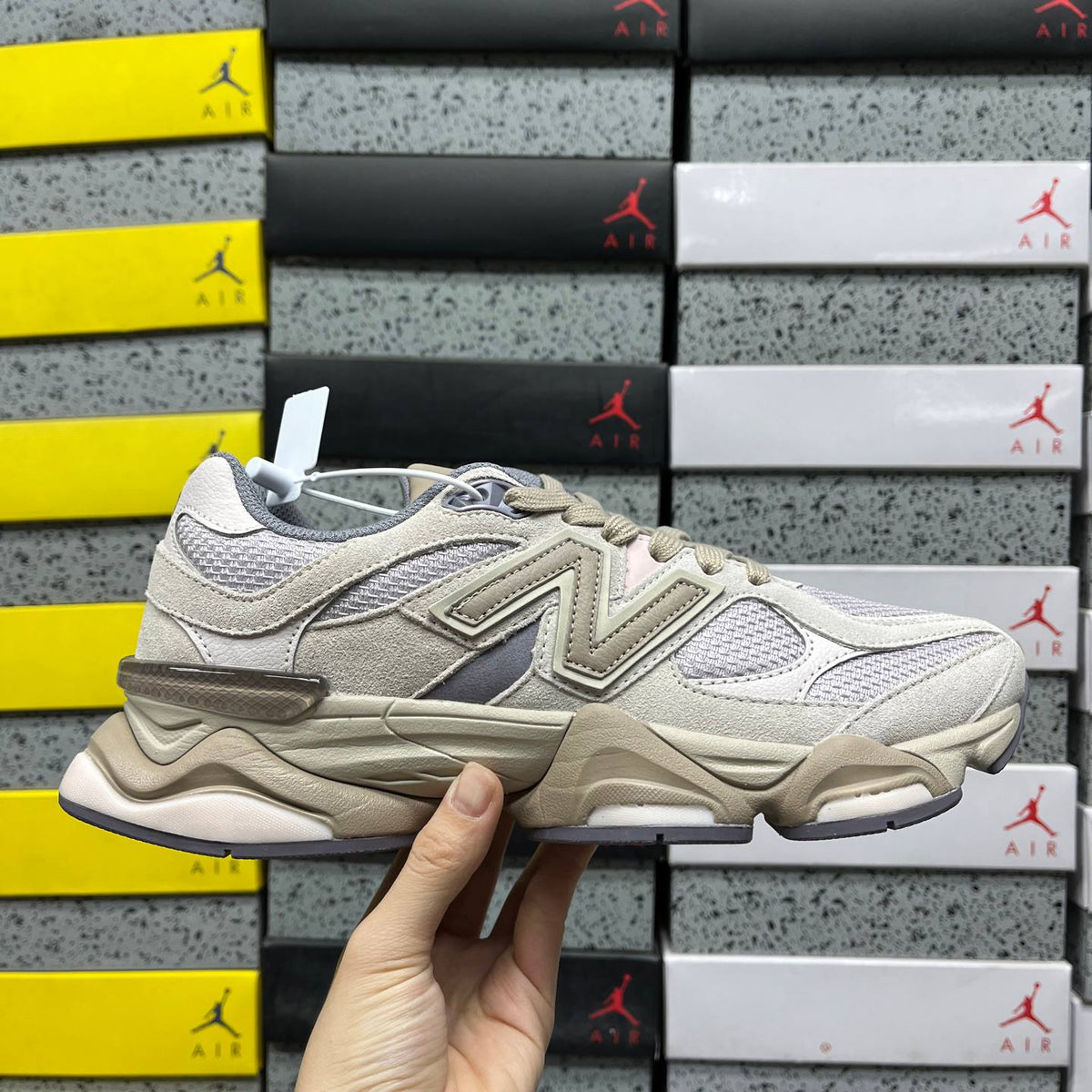 NEW BALANCE 9060 BEIGE SNEAKERS