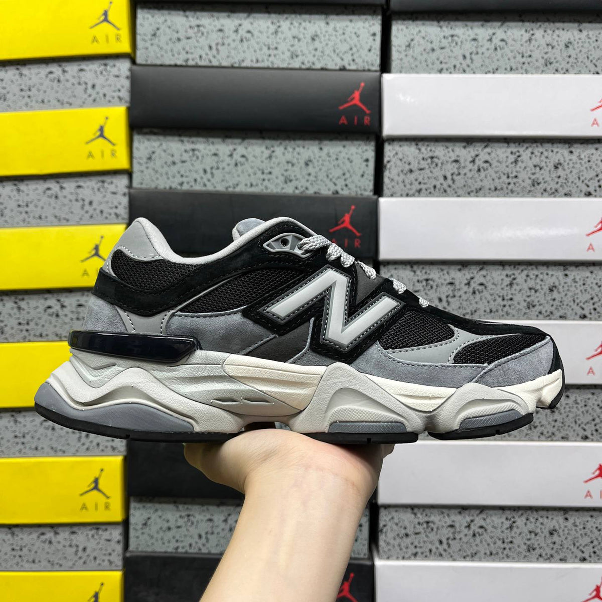 NEW BALANCE 9060 BLACK GREY SNEAKERS