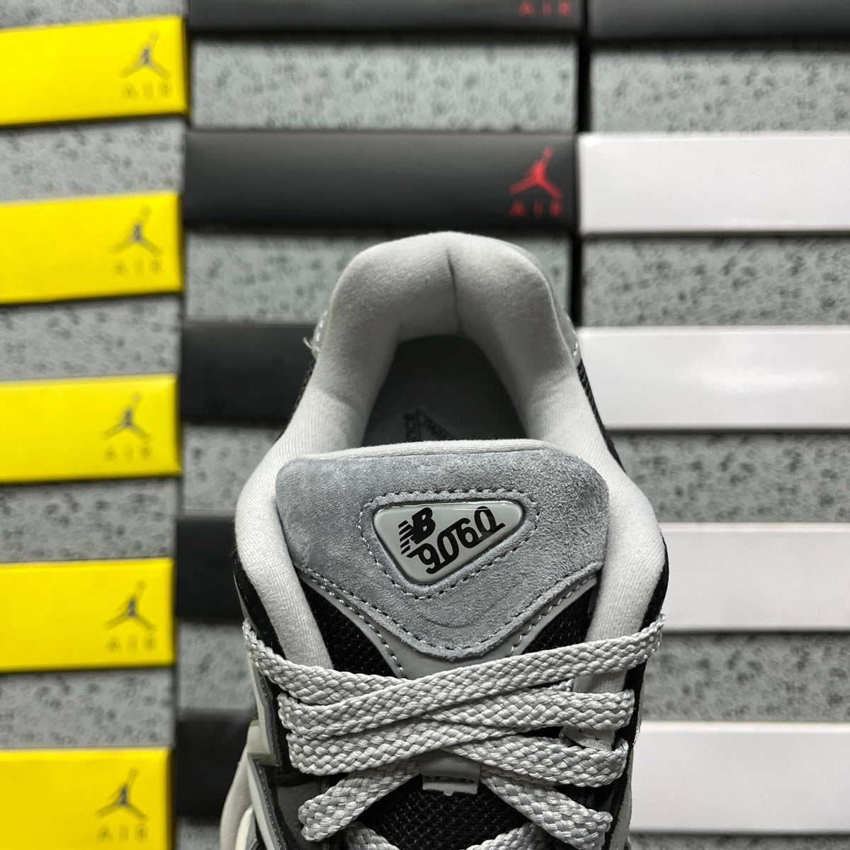 NEW BALANCE 9060 BLACK GREY SNEAKERS