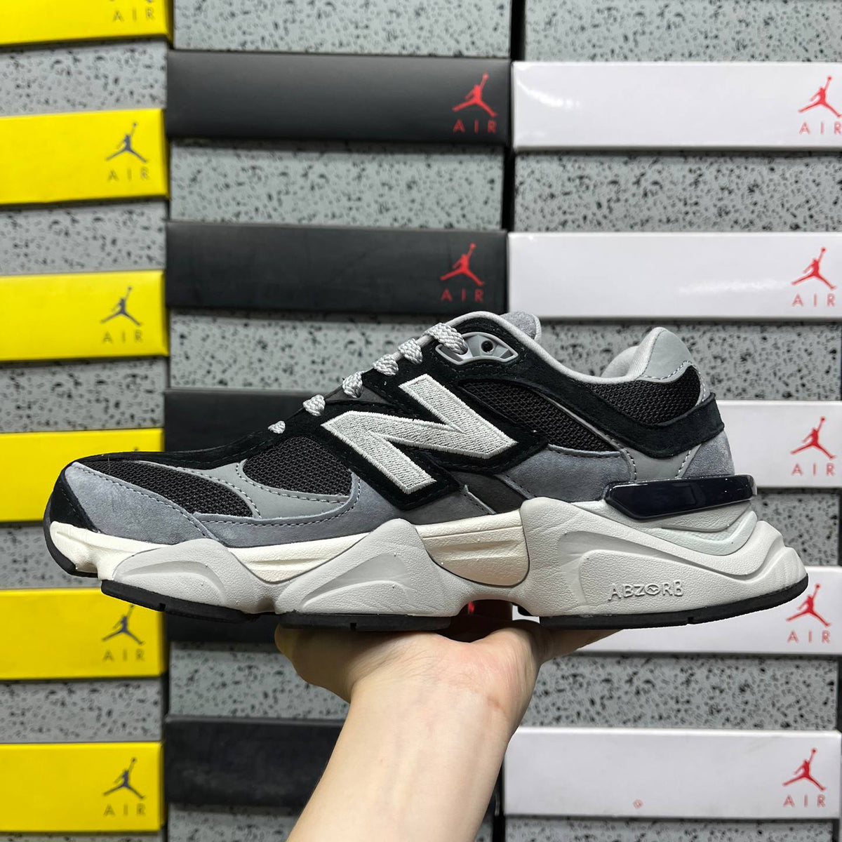 NEW BALANCE 9060 BLACK GREY SNEAKERS