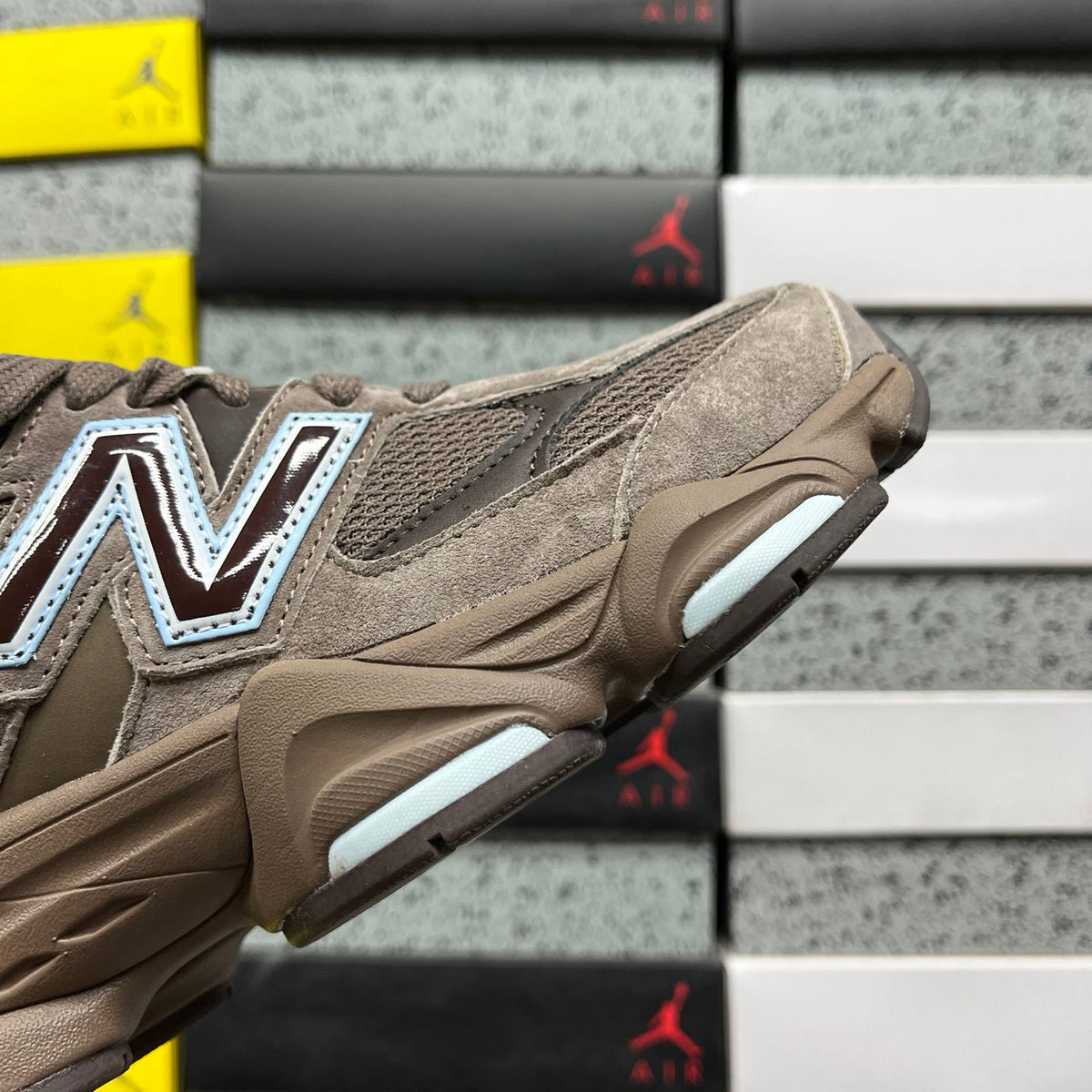 NEW BALANCE 9060 BROWN SNEAKERS