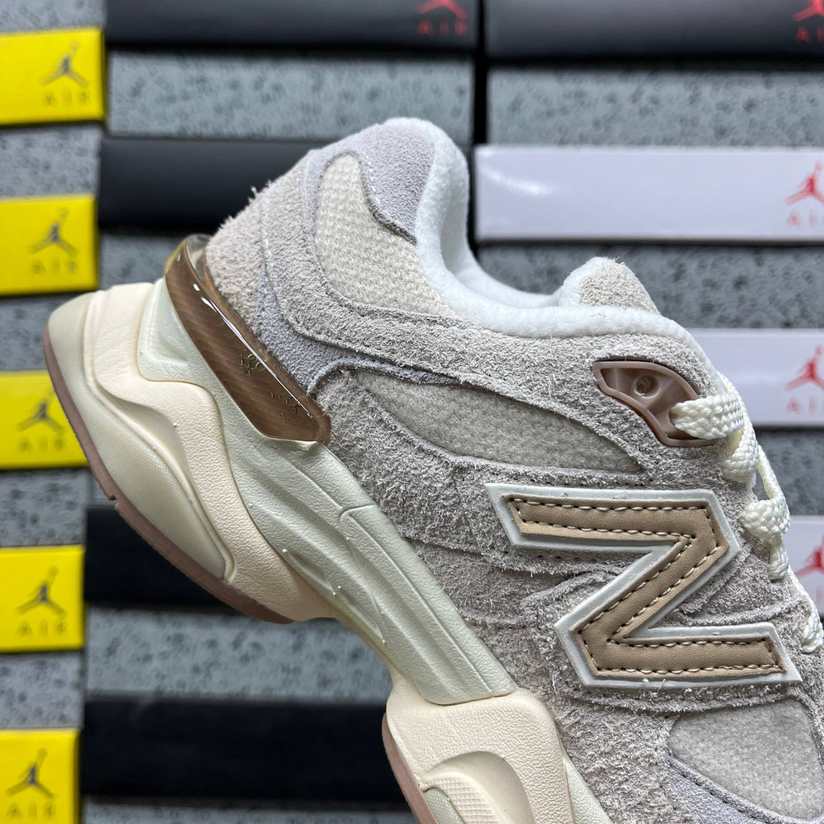 NEW BALANCE 9060 BEIGE SNEAKERS