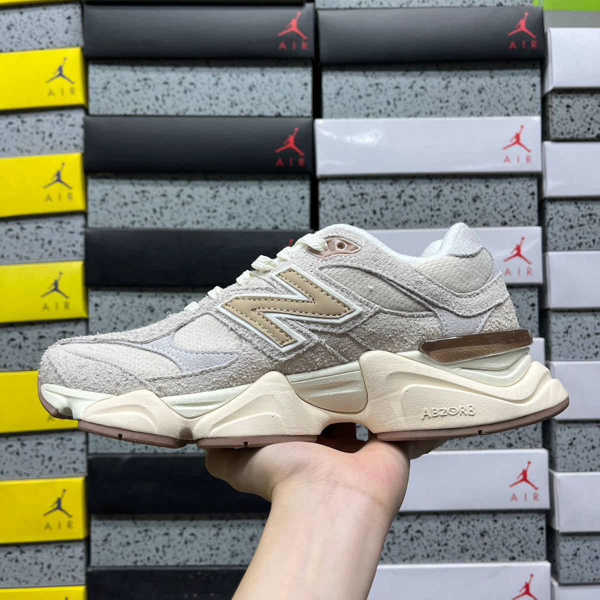 NEW BALANCE 9060 BEIGE SNEAKERS