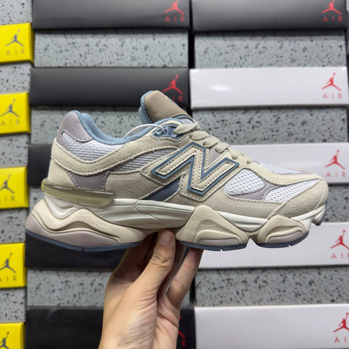 NEW BALANCE 9060 BEIGE BLUE SNEAKERS