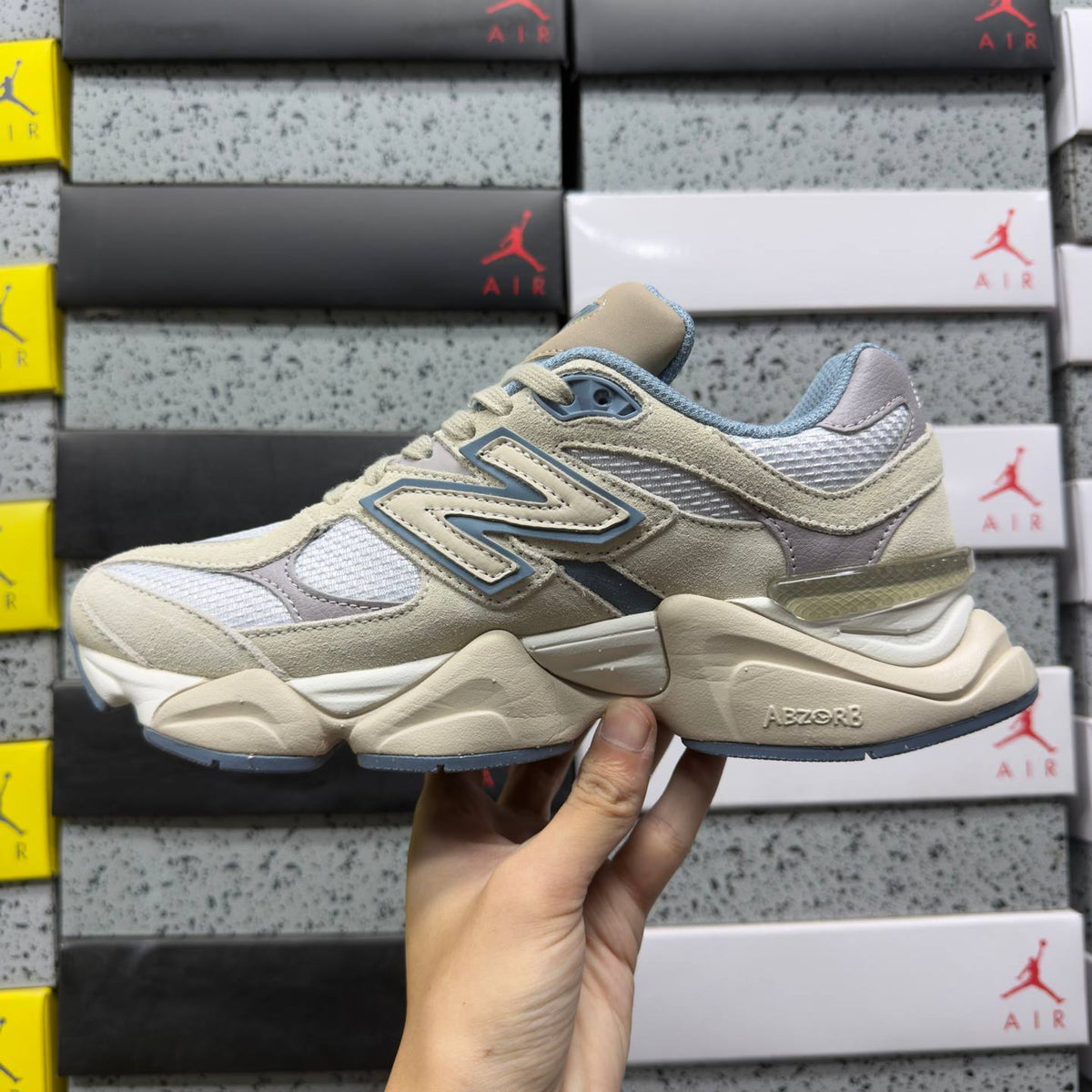 NEW BALANCE 9060 BEIGE BLUE SNEAKERS