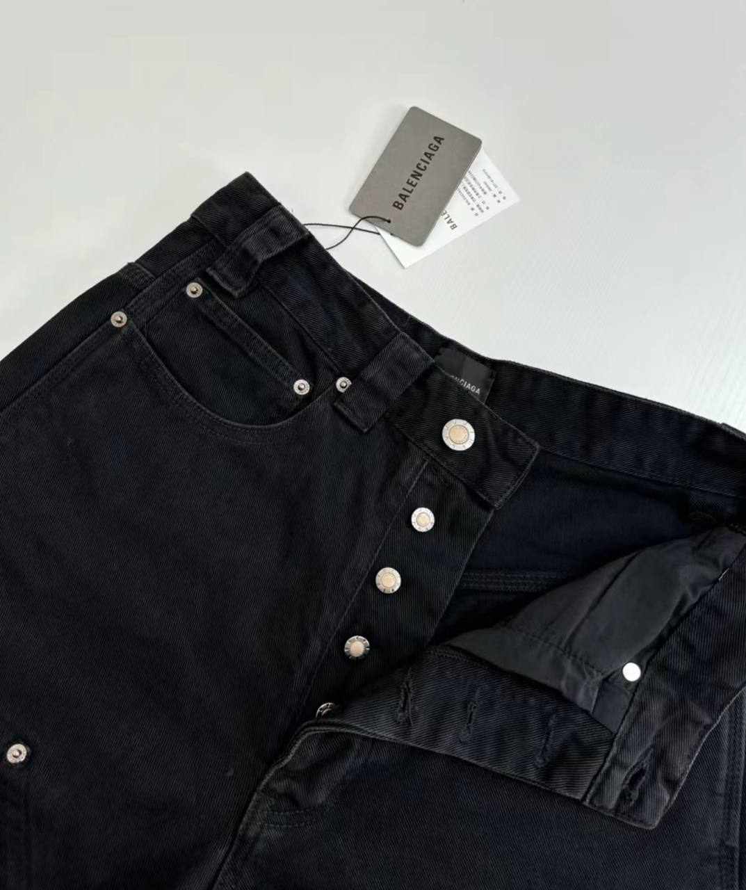 BALENCIAGA BAGGY JEANS