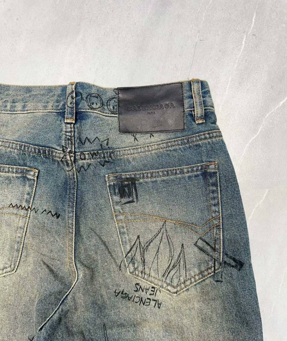 BALENCIAGA WINTER 22 RHINESTONE BAGGY JEANS