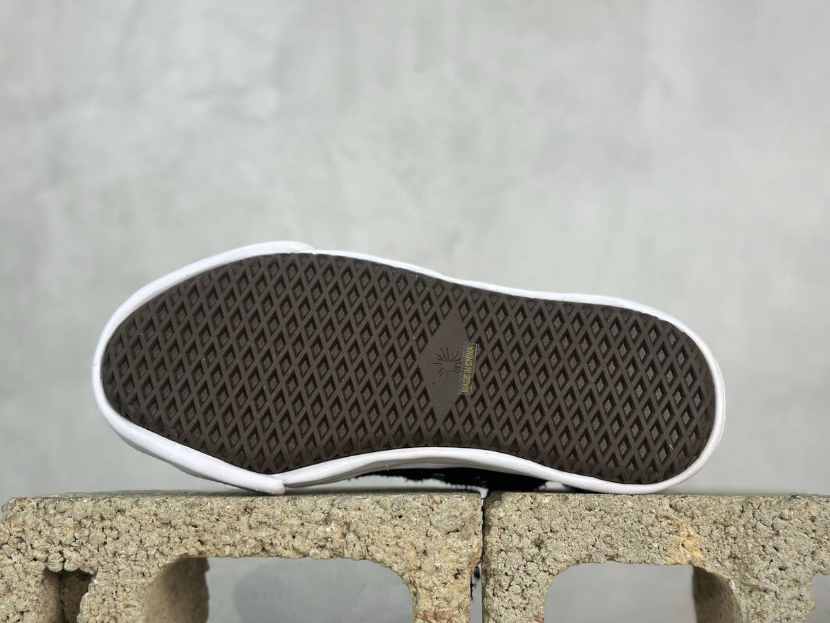 MAISON MIHARA YASUHIRO MMY PETERSON LOW DISTRESSED SNEAKERS