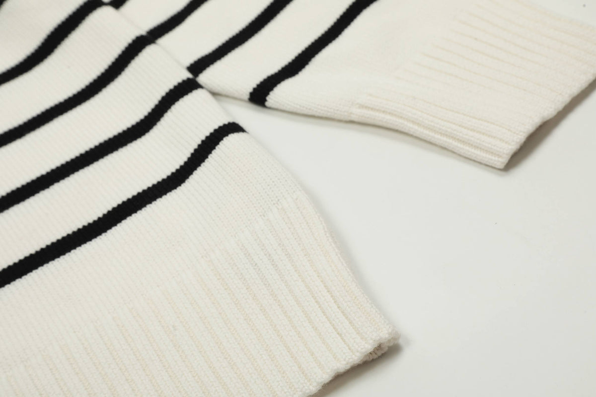 AMI PARIS AMI DE COEUR SWEATER