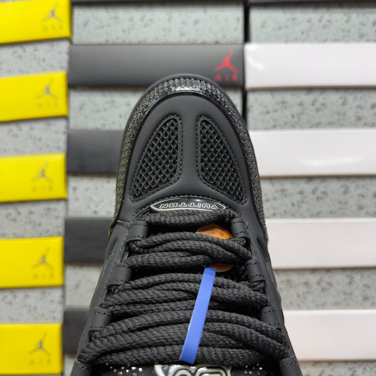 LOUIS VUITTON SKATE BLACK SNEAKERS