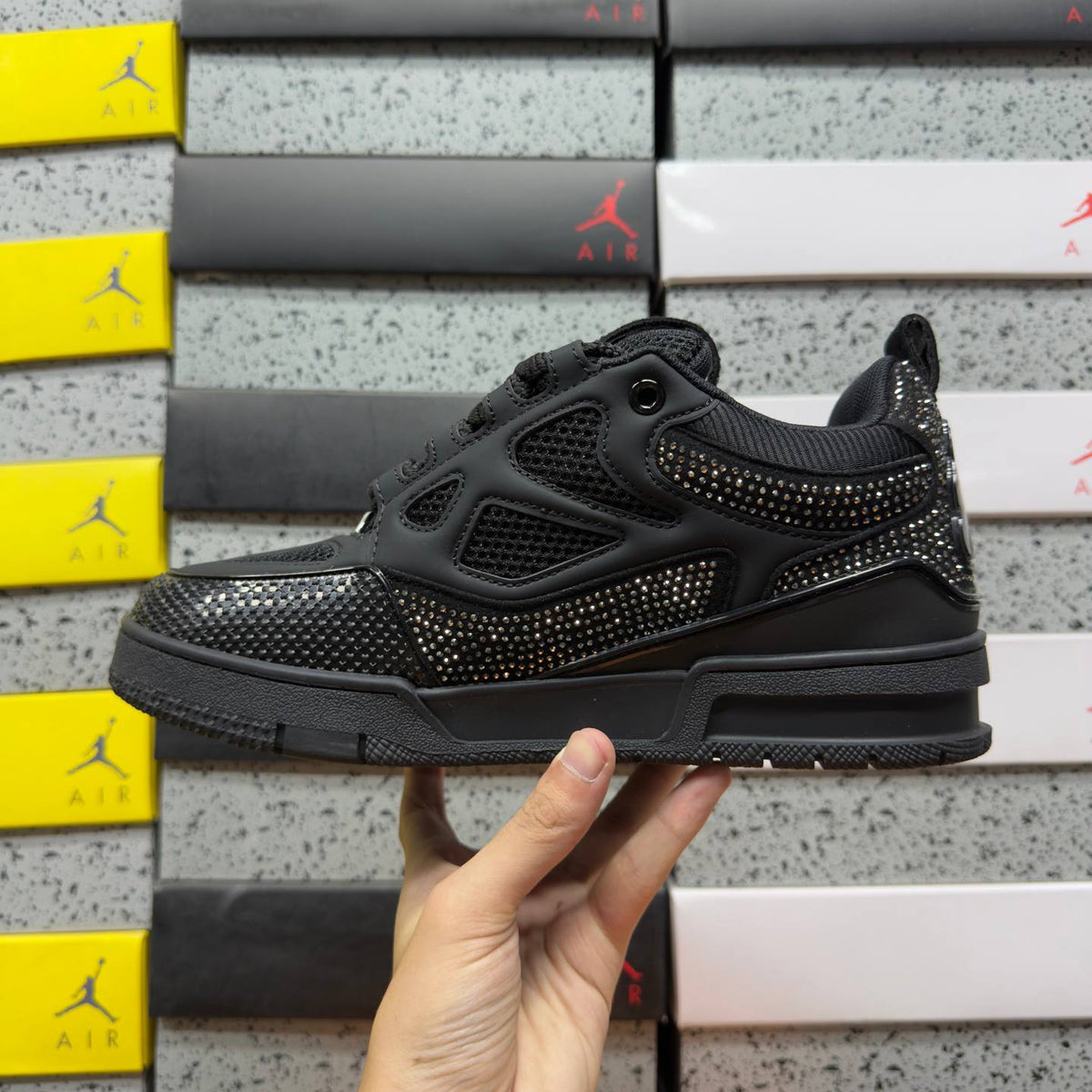 LOUIS VUITTON SKATE BLACK SNEAKERS