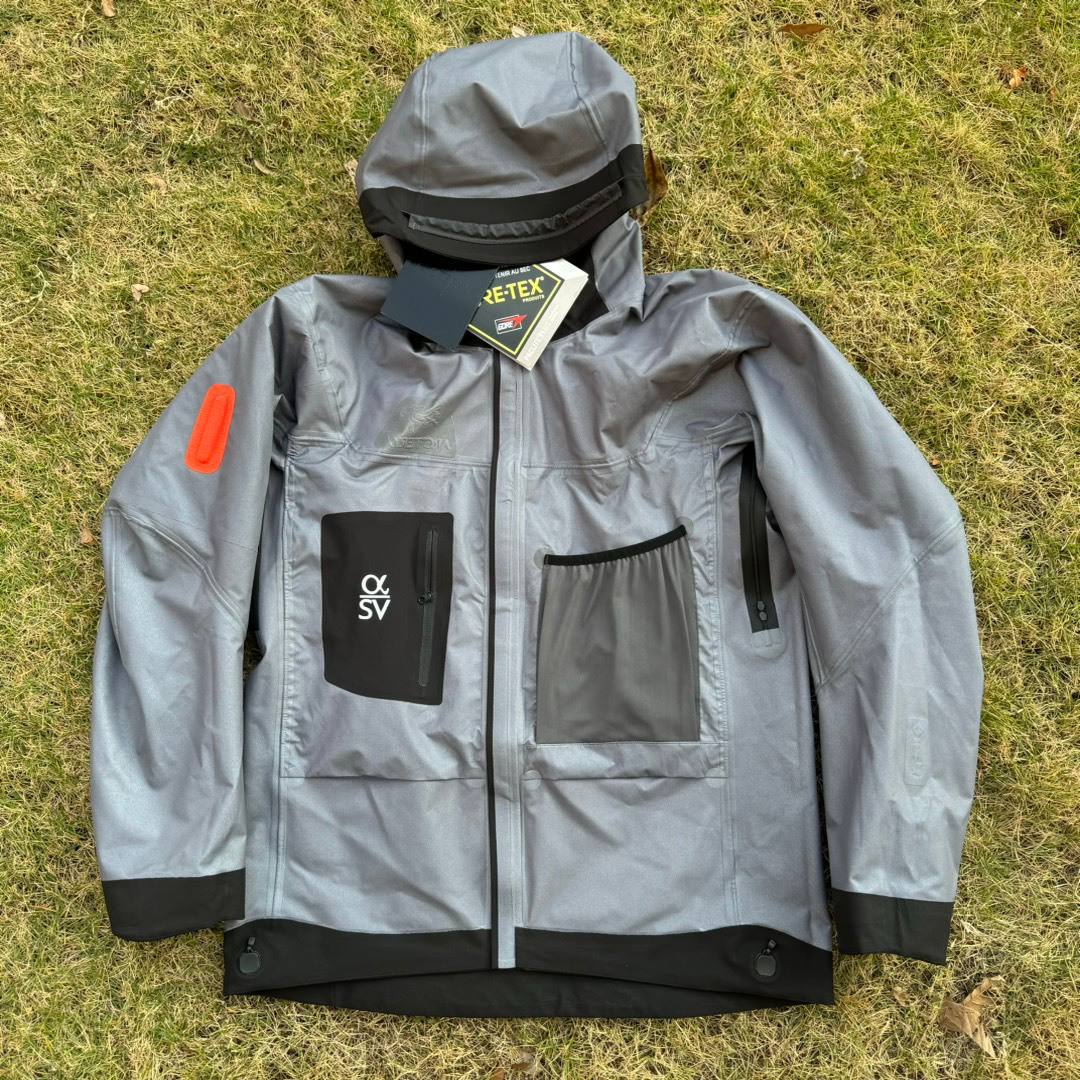 ARCTERYX ALPHA SV BLACK JACKET