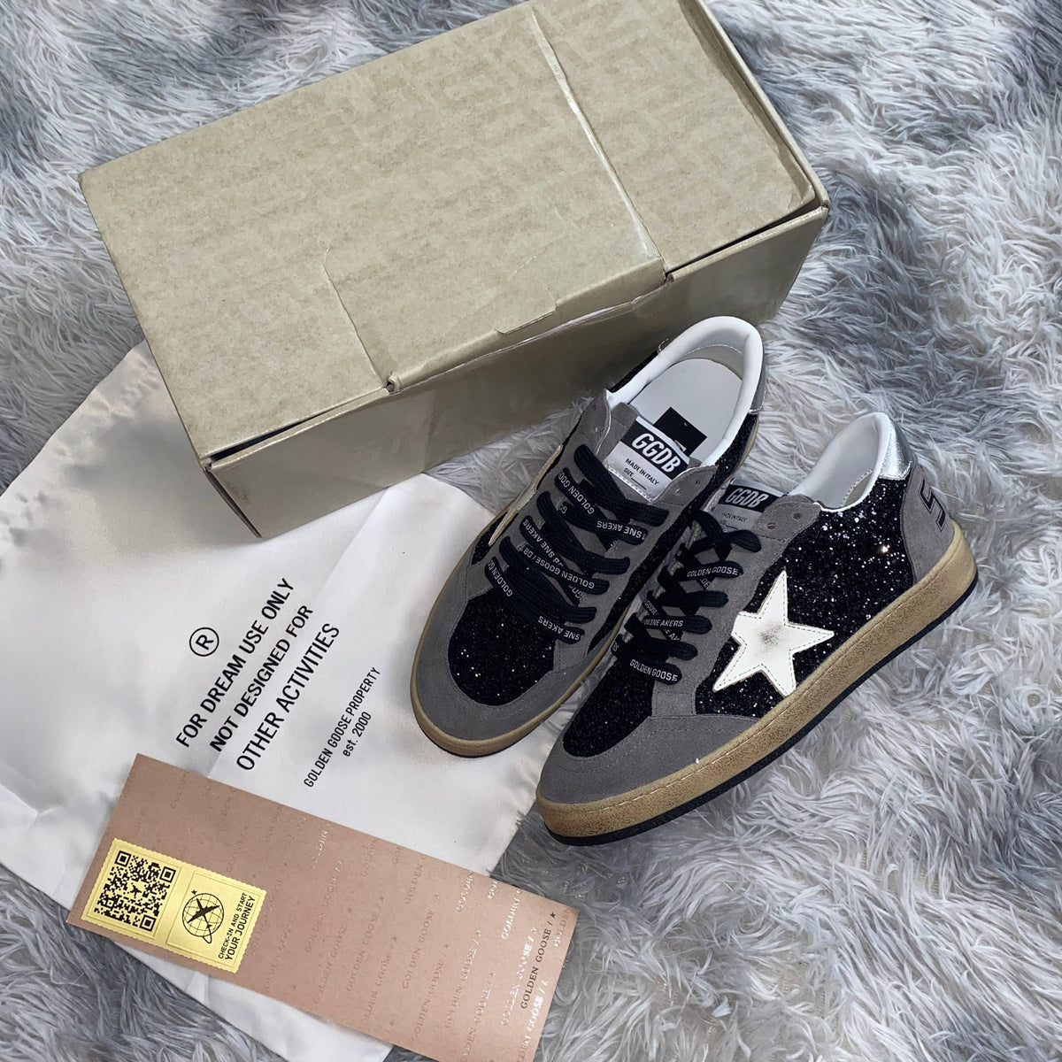 GOLDEN GOOSE BALL STAR IN GLITTER WITH LEATHER STAR SNEAKERS