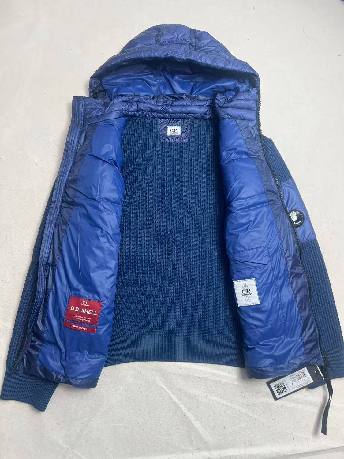 C. P COMPANY D.D SHELL DOWN WHITE JACKET
