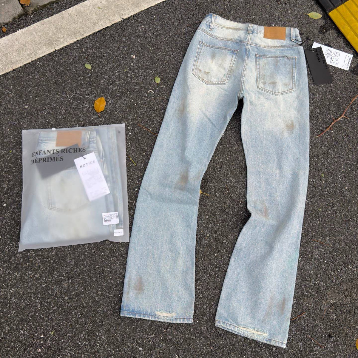 ENFANTS RICHES DEPRIMES JEANS