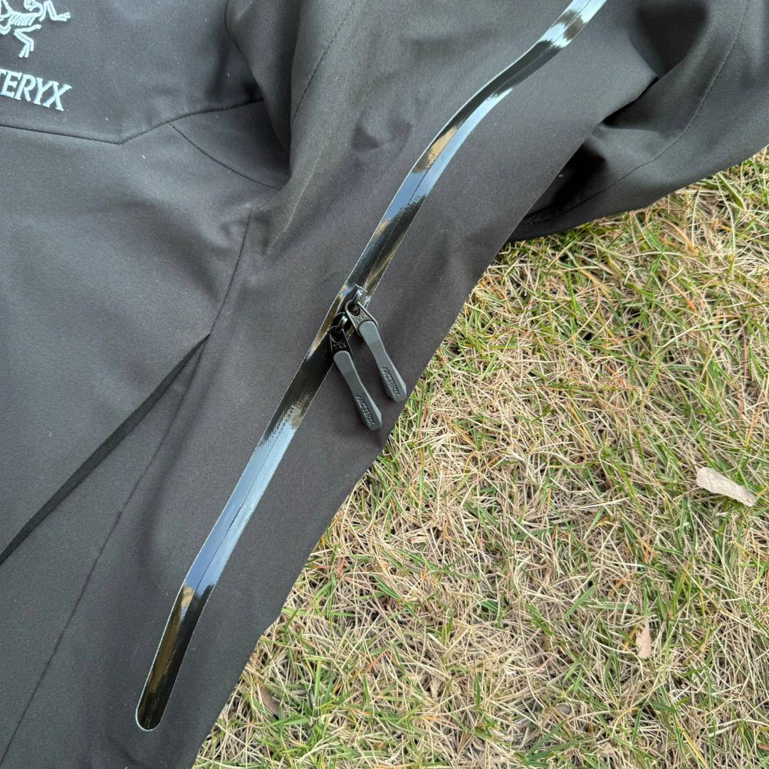 ARCTERYX ALPHA SV BLACK JACKET