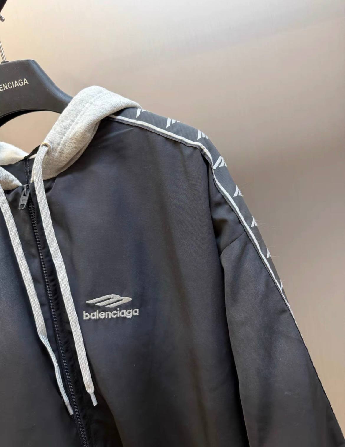 BALENCIAGA JACKET