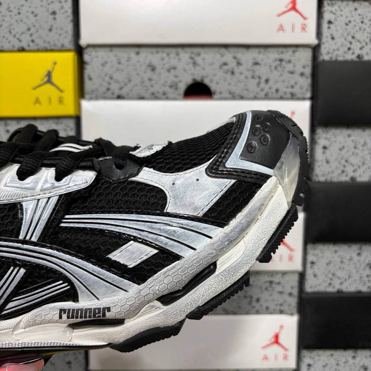 BALENCIAGA RUNNER WHITE BLACK LED SNEAKERS