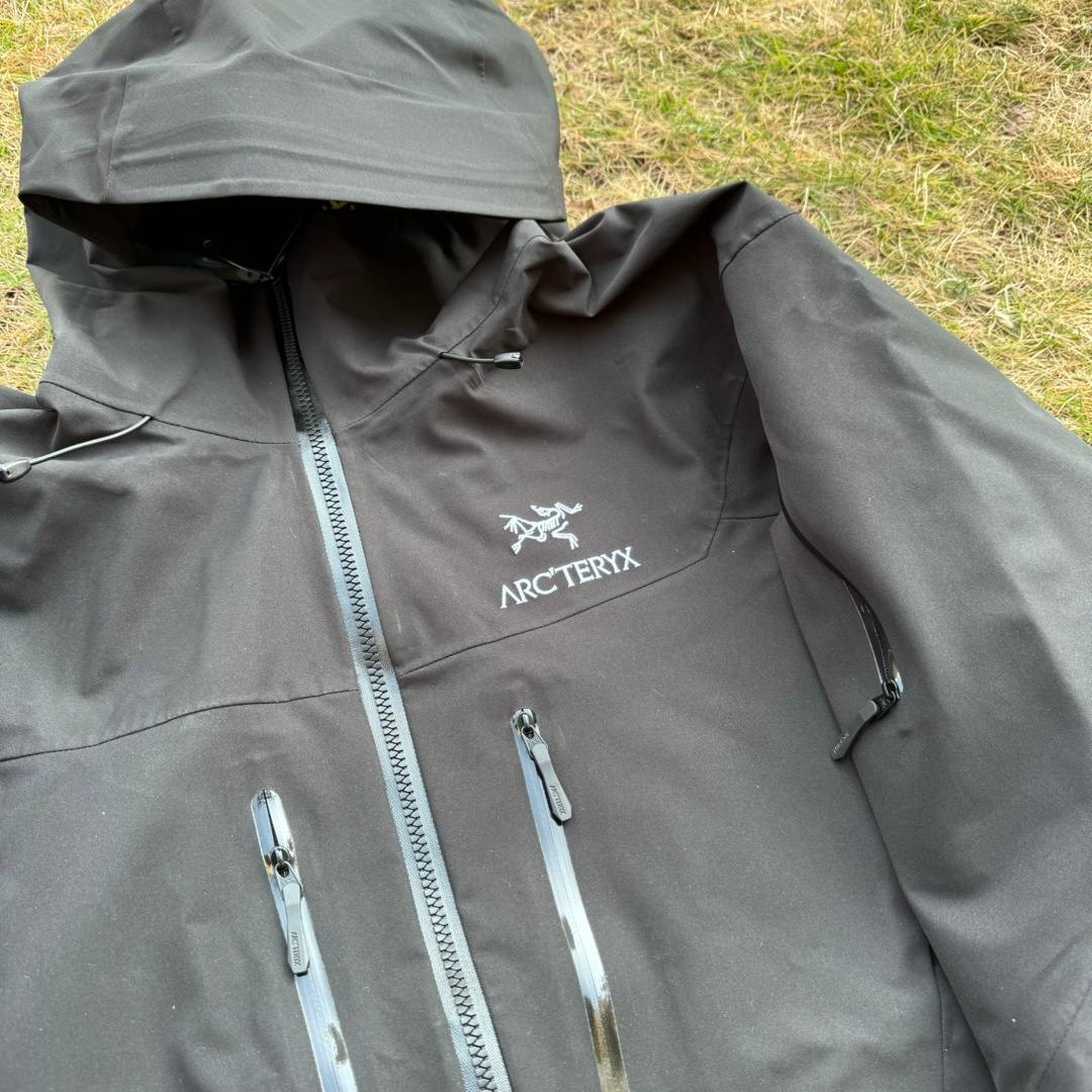 ARCTERYX ALPHA SV BLACK JACKET