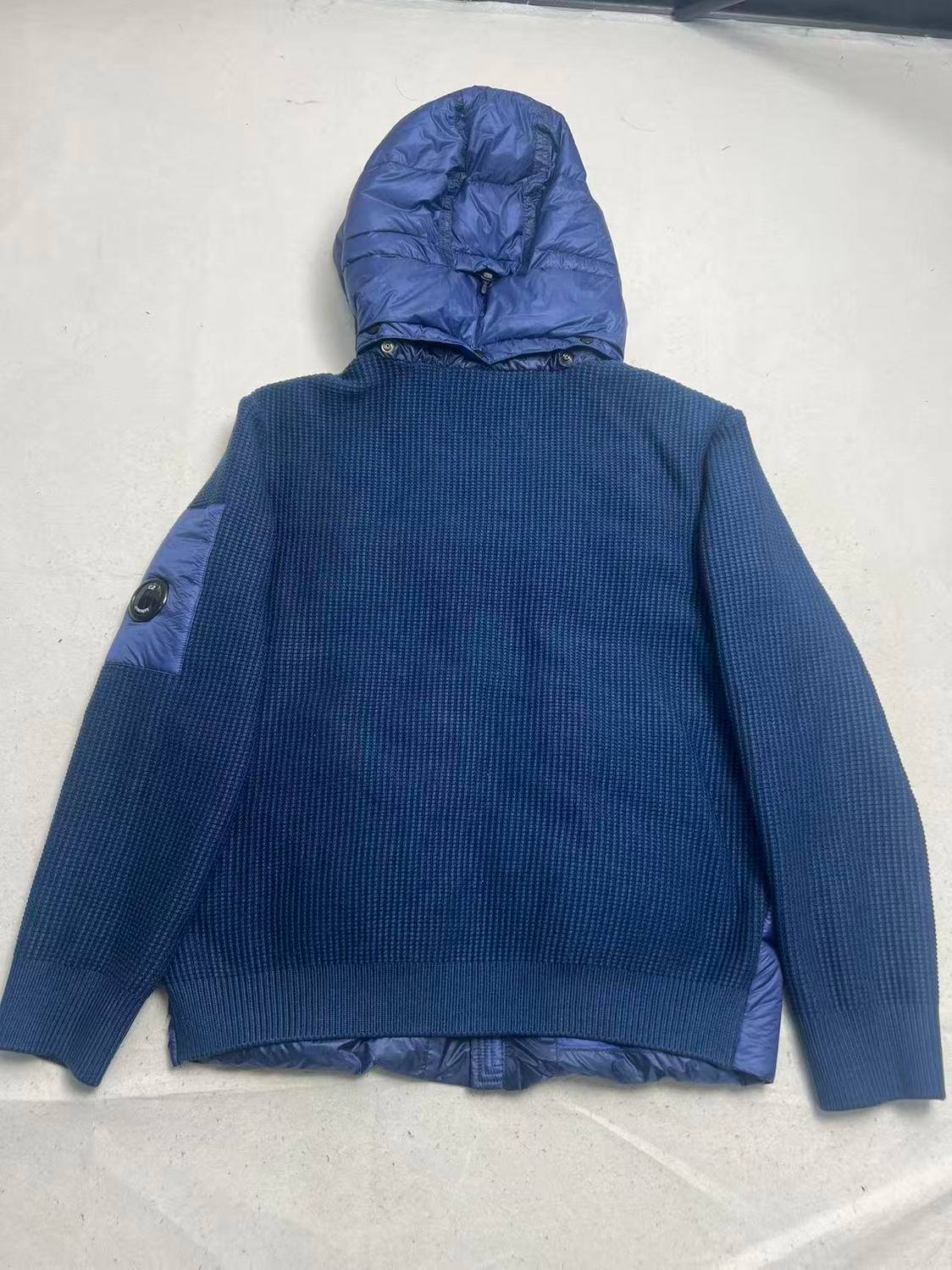 C. P COMPANY D.D SHELL DOWN WHITE JACKET