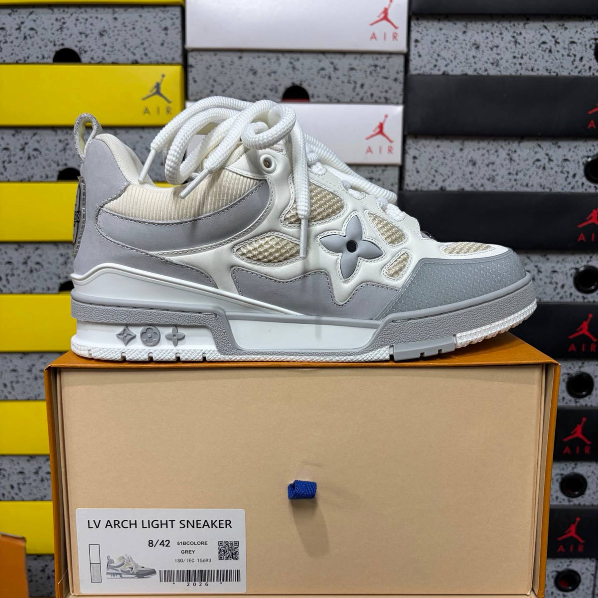LOUIS VUITTON SKATE WHITE SNEAKERS
