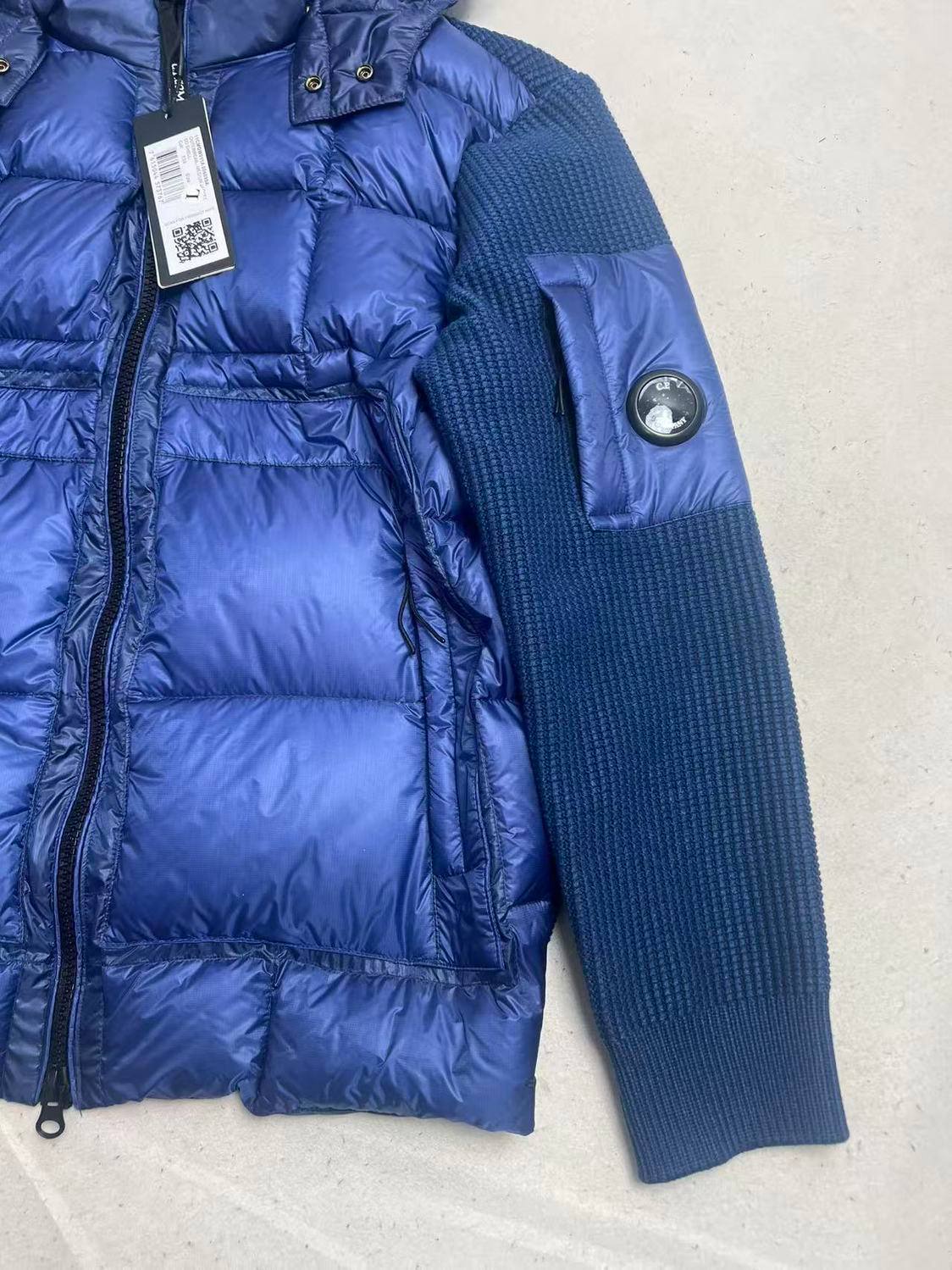 C. P COMPANY D.D SHELL DOWN WHITE JACKET