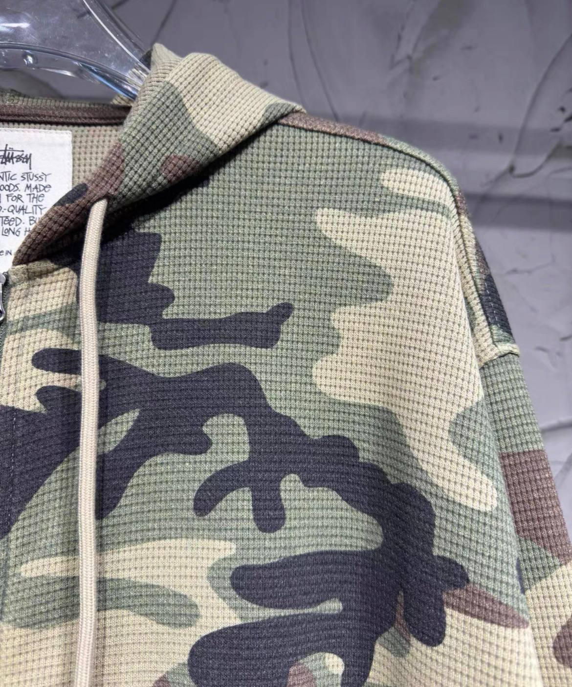 STUSSY ZIP-HOODIE