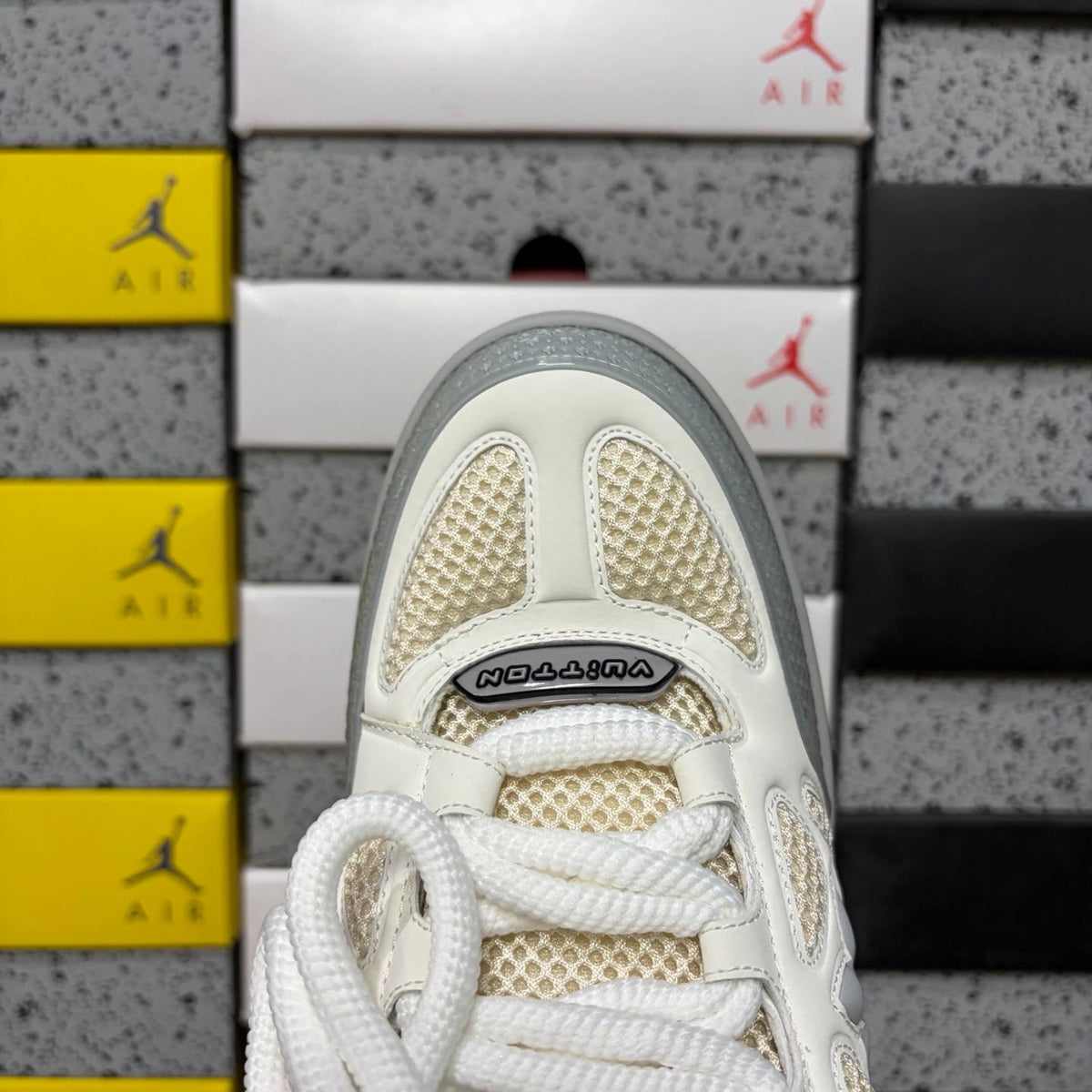 LOUIS VUITTON SKATE WHITE SNEAKERS