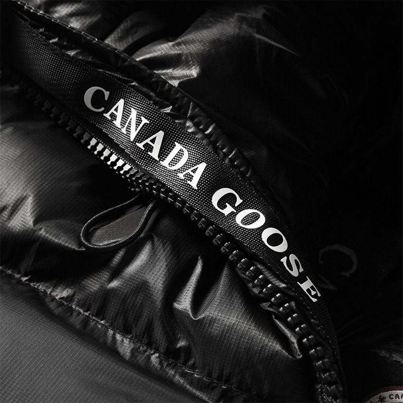 CANADA GOOSE PUFFER JACKET
